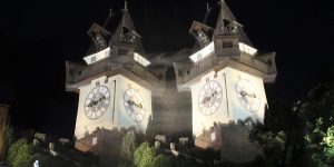Graz, Nachtaufnahme, Doppelbelichtung, grazer Uhrturm